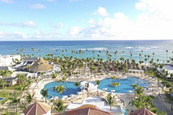 Turiştii români - tot mai orientaţi către vacanţe premium